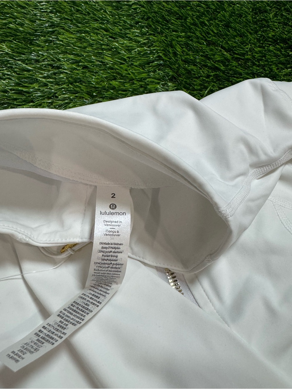 lululemon athletica White Lightweight Zip-Front Utility Jacket - Picture 4 of 5